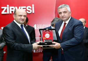 Türkiye otomotiv sektörünün  En İyi Ar-Ge Merkezi   seçilen Tofaş, 4 ödül birden aldı