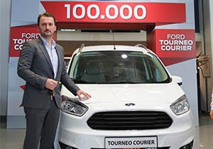Ford Otosan, 100.000’inci Tourneo Courier Teslimatını Gerçekleştirdi