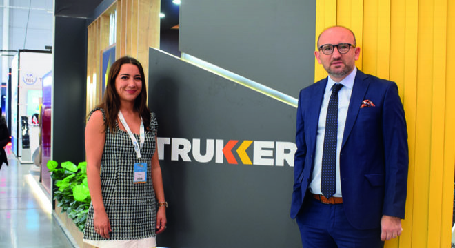From China To England, All Those Looking For Vehicles And Loads Meet At Trukker!