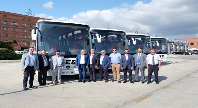 Mercedes-Benz Türk’ten Seç Turizm’e 8 adet Tourismo 16 RHD 2+1