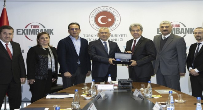 UND Heyeti Türk Eximbank Genel Müdürü Adnan Yıldırım ı Ziyaret Etti