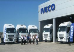 Iveco’dan Say Nakliyat’a 5 adet Stralis Teslimatı