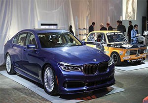 New York ta BMW nin 100. Yılına Kutlama