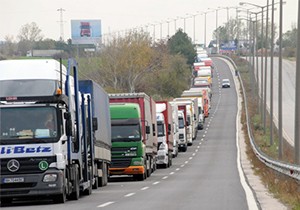 Rusya: Türkiye nin TIR Kotasını 2 Bine İndirebiliriz