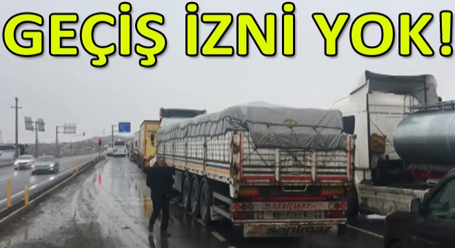 Erzurum-Ağrı Karayolu Tipi Nedeniyle Trafiğe Kapatıldı!