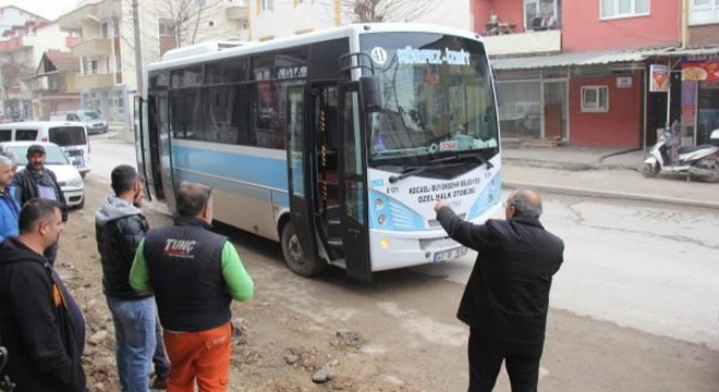 Halk Otobüsünü Çaldı, Yolcu Aldı