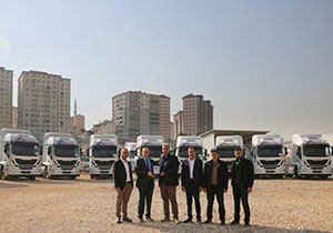 Iveco’dan Özgüller’e 10 Adet Çekici