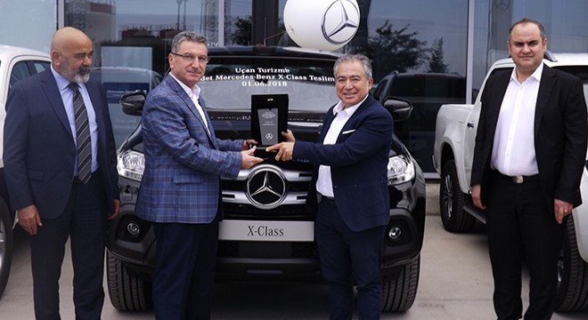 MERCEDES-BENZ TÜRK MAKES ITS FIRST X-CLASS FLEET DELIVERY