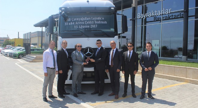 Mercedes-Benz Türk’ten Ali Çavuşoğulları Lojistik’e 30 Adet Actros Çekici