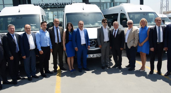 Mercedes-Benz Türk’ten Sesli Turizm’e18 adet Sprinter Teslimatı