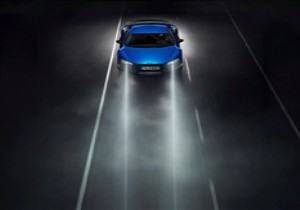 Audi’den lazer farlara sahip R8 LMX