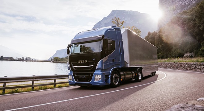 Yılın En Düşük Karbon Salınımlı Arac:IVECO Stralis NP