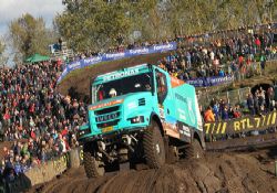 Iveco takımı Dakar 2014 için yolda