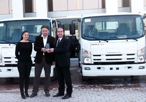 Anadolu Isuzu’nun Şampiyonu Lojistik Devi OMEKS filosunda