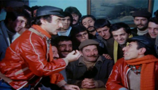 Çiçek Abbas'ın Efsane Sahnesi